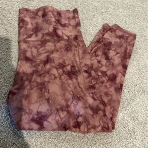 Athleta Tie-Dye Leggings in Maroon and Pink